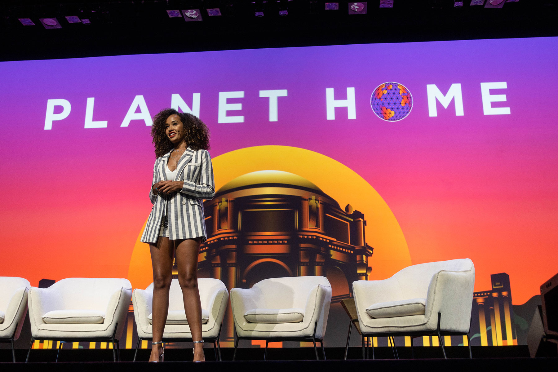 Danni Washington at Planet Home